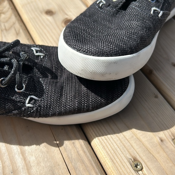 Sperry Bodie Top-siders, size 1 - Picture 6 of 7